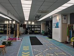 -APT运动康复中心(徐汇万科店)