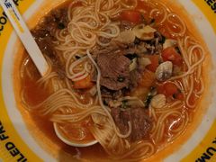 -粉小主·贵州酸汤牛肉粉(南京仙林金鹰店)