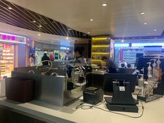 -luckincoffee瑞幸咖啡(香港名店街店)