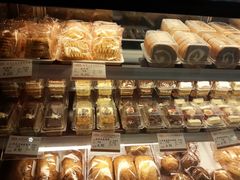 -红宝石·鲜奶小方·海派西点房(金杨店)
