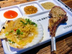 苏尼特金质烤羊排-三个蒙古大叔羊肉串(大宁店)