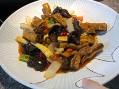 -马老六清真餐厅(雁滩店)