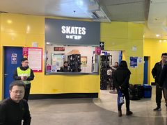 -冠军冰场CHAMPION RINK(百联又一城店)