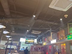 -马路牙子烧烤音乐酒馆(望京店)