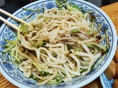 炸酱面-六爷门框百年卤煮
