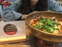 -成都你六姐·牛肉冒菜(上海环宇荟店)