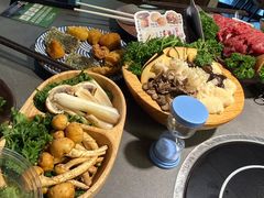 -楠小云·云南鲜菌·鲜牛自助火锅(九眼桥店)
