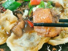 地锅小公鸡-十二道丰味·徐州土菜·烧烤(何山路店)