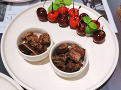 樱桃鹅肝-小大董·烤鸭(观景餐厅·南京西路店)