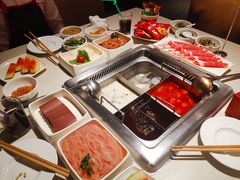 -海底捞火锅鲜切牛肉主题店(长寿路店)