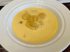 -晶荷轩(香港迪士尼乐园酒店)