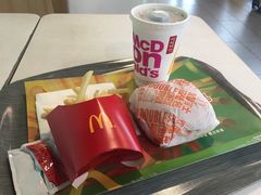 -麦当劳(虹梅路地铁站店)