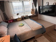 -东方体育中心(地铁站)