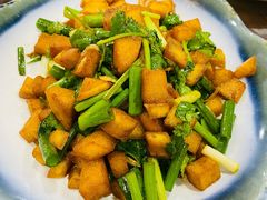 小葱拌饼子-喜悦小串海鲜烧烤大排档(高新万达店)