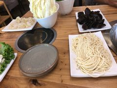 -正宗乌拉满族炭火锅(四平店)
