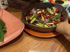 -云海肴·汽锅鸡·云南代表菜(天山百盛优客店)