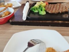 -必胜客(砂之船中东奥莱店)