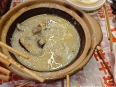 -威记烧嘢·南宁烧烤·超级生牛(绿地店)