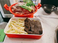 -钢管厂五区小郡肝串串香(奥克斯广场锦城万达店)