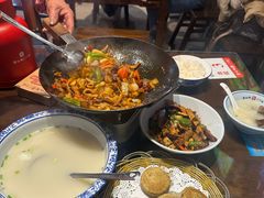 -富正毅三下锅(体育馆店)