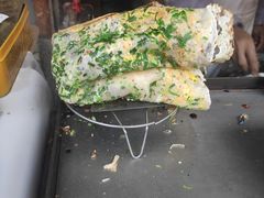 -正宗杂粮煎饼香软鸡蛋饼