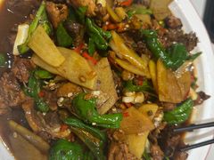 -鲁南仔·滕州炒鸡(经三路店)