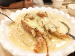 芝士牛油焗龙虾伊面-金鮀岛潮州酒家