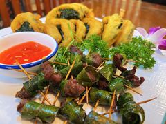 香叶双拼-老崇左特色风味食馆