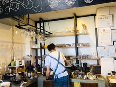 -唐咖精品咖啡(大理古城手冲店)