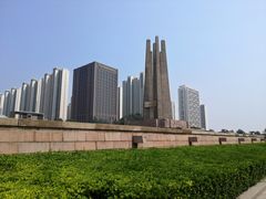 -唐山抗震纪念碑广场