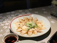 -穹六人间 people 6(岳阳路店)