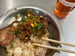 -梁阿婆廿年老牌扣肉糯米饭