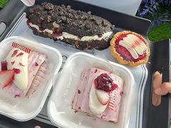 -HOT CRUSH趁热集合·现烤面包(上海环球港店)