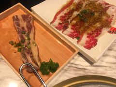 牛五花-火炉火自助餐(喜隆多店)