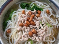 螺蛳粉-螺满地螺丝粉