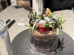 -W COLLECTIVE  DESSERT SHOP