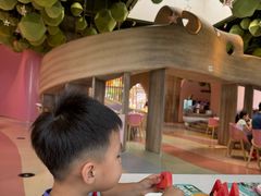 -水桶王国主题餐厅·聚会·生日派对·亲子活动·家庭套餐(亚龙湾希尔顿店)