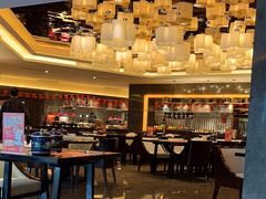 -岷山饭店-芝芝自助餐厅