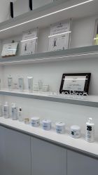 -JNK皮肤管理中心