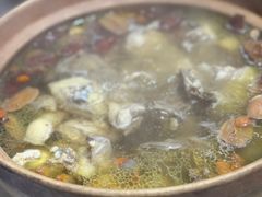 -广味炭炉鸡煲(宝业路分店)