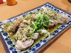 沙姜猪手-农夫烧鸡(西江路店)