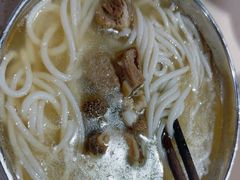 -小倪羊肉米线馆
