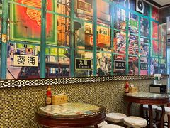 大堂-广信牛奶甜品世家(台东店)