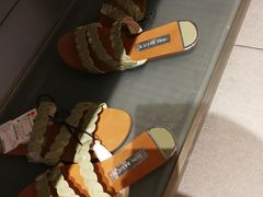 -ZARA(红谷滩万达店)
