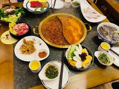 -小天鹅火锅·一线江景洪鼎旗舰店(洪崖洞店)