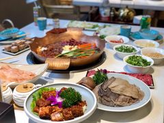 -墨居上隐·院子里火锅(峨眉店)