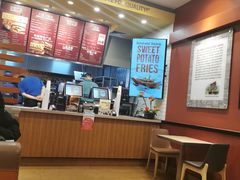 -The Habit Burger Grill 哈比特汉堡(爱琴海店)