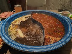 重庆红油经典鸳鸯锅-王歘歘·chuǎ火锅(五道营店)