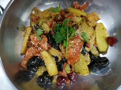 -川乐小镇·炭火蛙锅肥肠鸡(苏州中心店)
