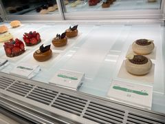 -潮一不贰·法式甜品·生日蛋糕·西式简餐(外滩店)